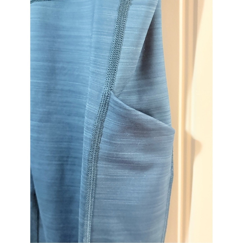 Athleta Ultimate Stash Pocket High Gear 7/8 Tight Leggings Tight Leggings - Picture 4 of 6